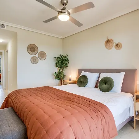 Luxury Sunset Golf With Spacious Private Garden & Seaview Apartment *