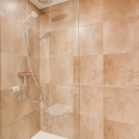 Apartment Luxury Sunset Golf With Spacious Private Garden & Seaview Estepona